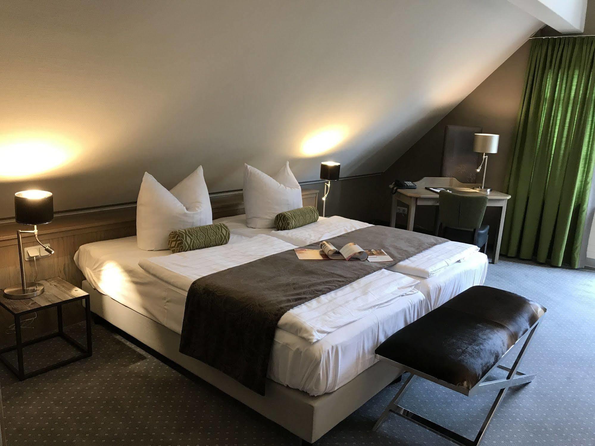 Romantisches Menzhausen Hotel 4*